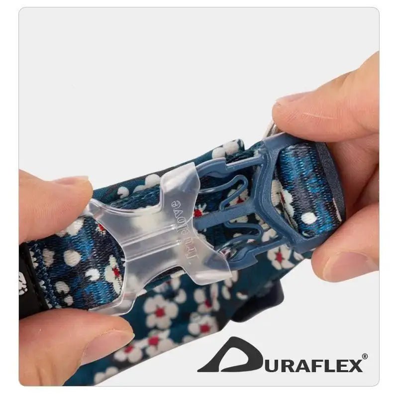 Collier pour chien motif floral bleu marine en coton avec boucle duraflex ultra-résistante