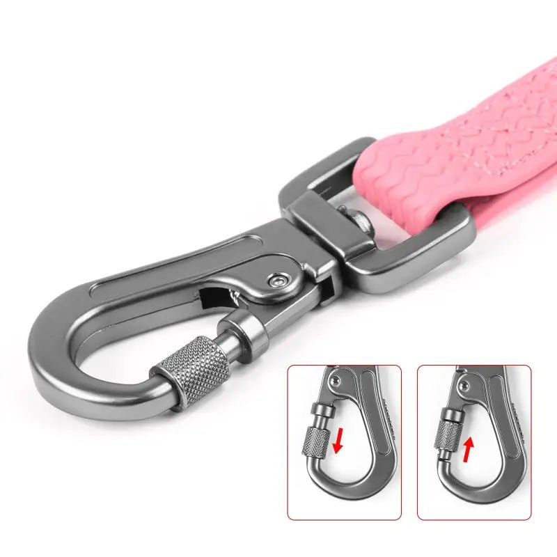 Crochet pivotant avec sangle rose et mécanisme à vis pour laisse chien Wolfone PVC imperméable