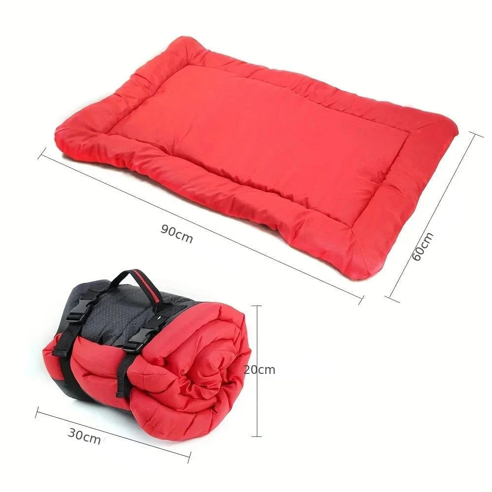 Red and black rolled-up pet bed伦lit pliable en tissu écologique facile à entretenir