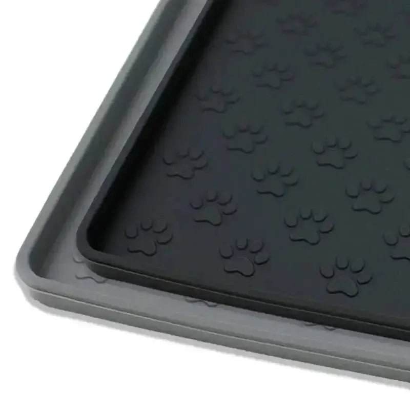 Tapis en silicone gris et noir pour gamelle chien étanche avec rebords, sol propre