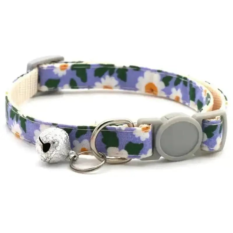 Collier pour chien avec bandana floral sécurisé et cloche, accessoire chien élégant