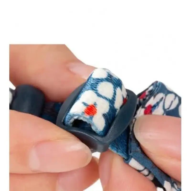Collier pour chien Truelove avec nœud papillon amovible, boucle bleu et tissu floral blanc rouge