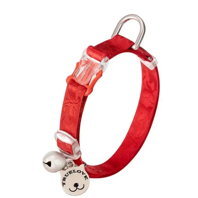 Collier Truelove en nylon résistant avec grelot intégré, boucle sécurisée et médaille