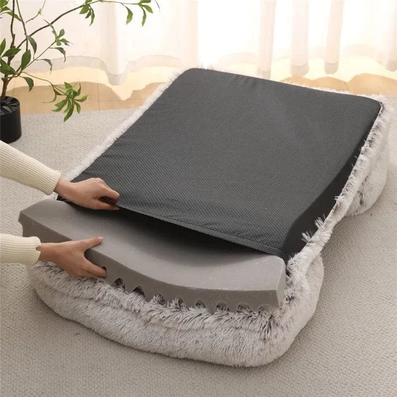 Deconstructed plush dog bed avec coussin amovible pour un confort optimal facile à entretenir