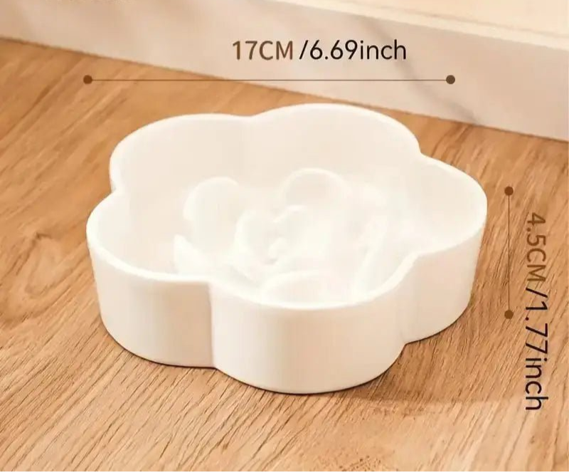 Alimentation canine avec gamelle anti-glouton pour chien en forme de fleur design original