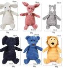 Image de six peluches pour chien en forme d’animal rigolo avec pouic et dimensions variées