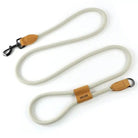 Laisse pour chien mains libres Wolfone 1,8 m réglable avec corde beige, accents en cuir et attache en métal noir