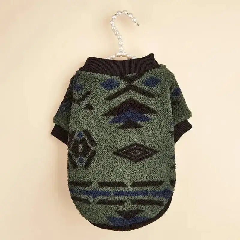 Pull doux pour chien en automne avec motif vert, idéal comme pull chaud pour petit chien d’hiver confortable