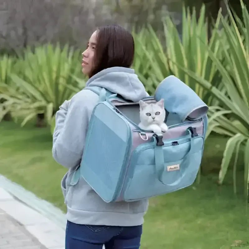 Femme avec sac à dos pour chien Truelove Premium respirant en tissu Oxford 420d