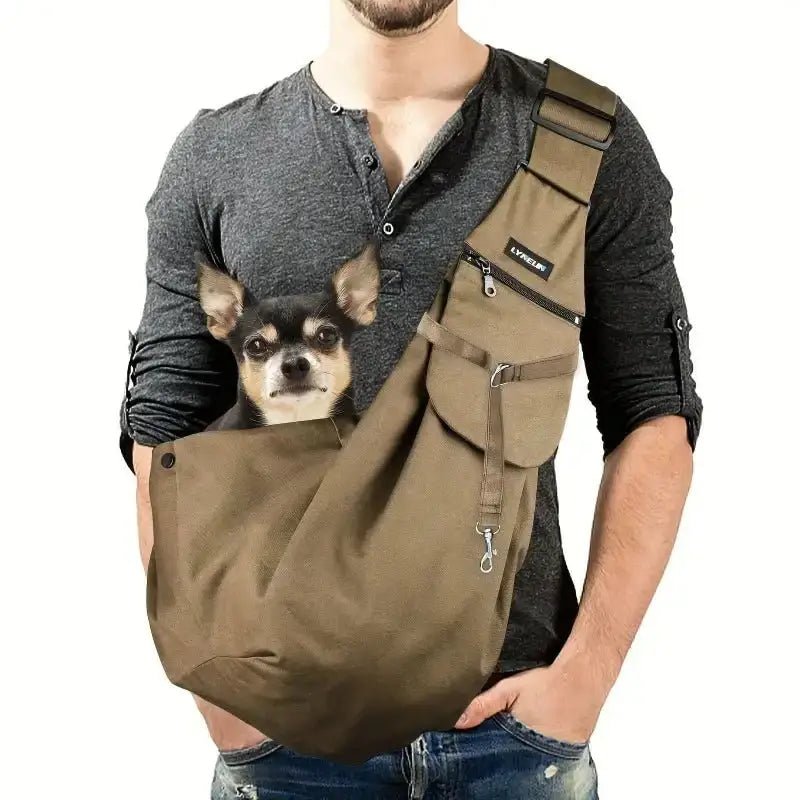 Image d’un sac bandoulière pour chien de petite taille, sac pratique pour transporter un petit chien